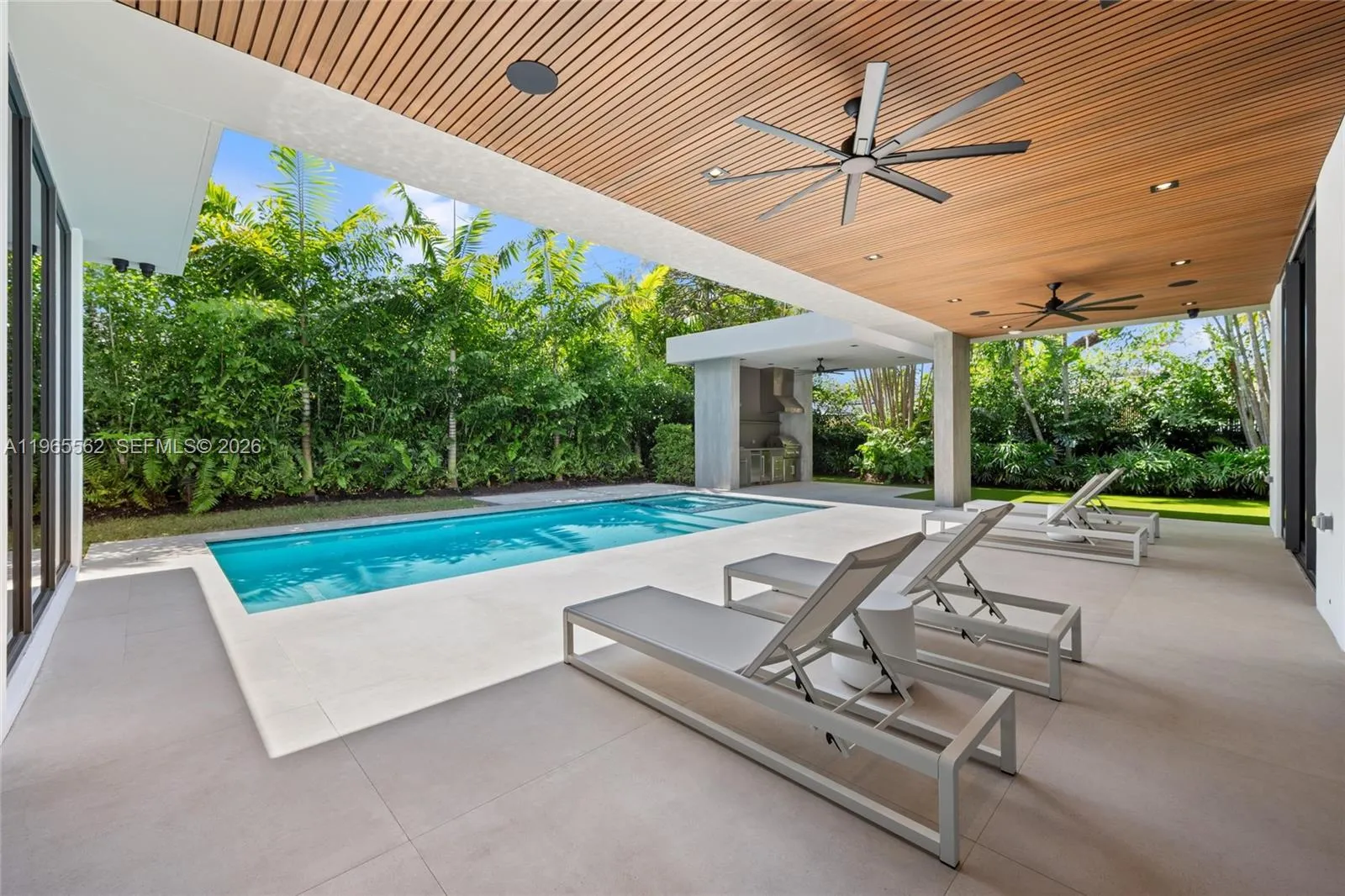 215 S Shore Dr, Miami, Florida 33133, Miami, Florida 33133, 6 Bedrooms Bedrooms, ,6 BathroomsBathrooms,Residential,For Sale,215 S Shore Dr, Miami, Florida 33133,A11965562