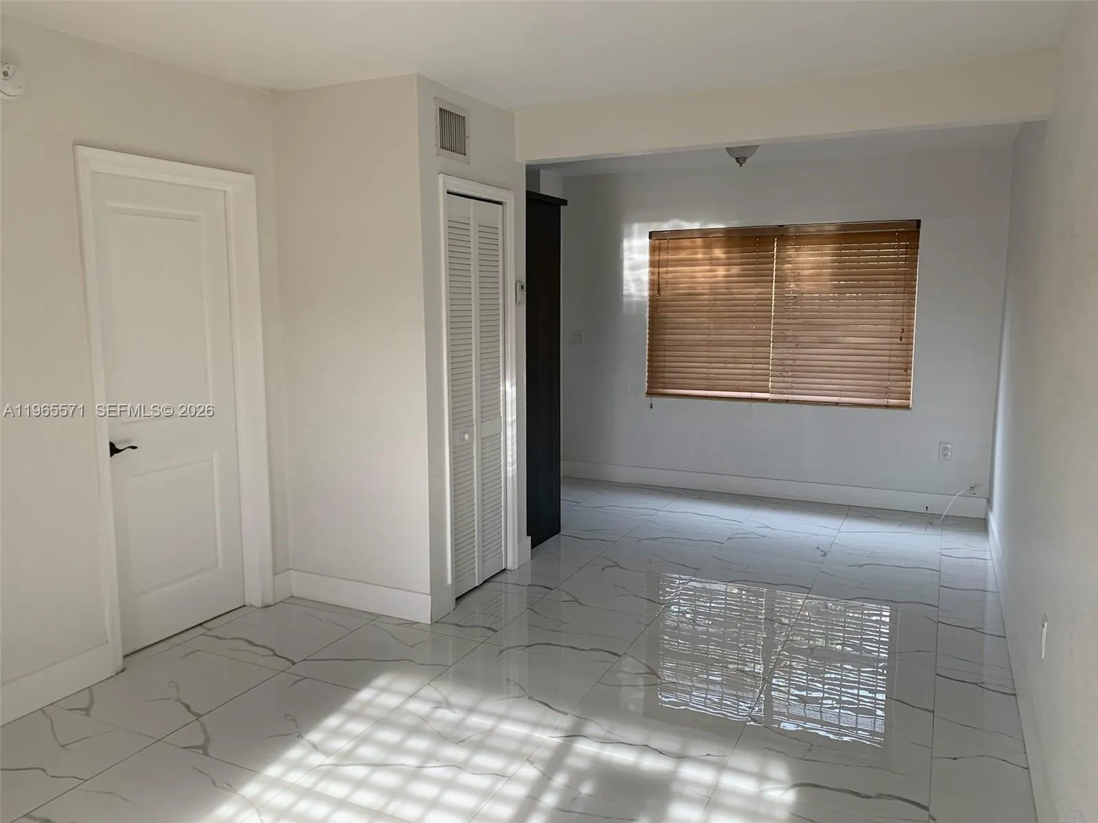 305 E 4th Ave 1, Hialeah, Florida 33010, Hialeah, Florida 33010, 1 Bedroom Bedrooms, ,1 BathroomBathrooms,Residential,For Sale,305 E 4th Ave 1, Hialeah, Florida 33010,A11965571