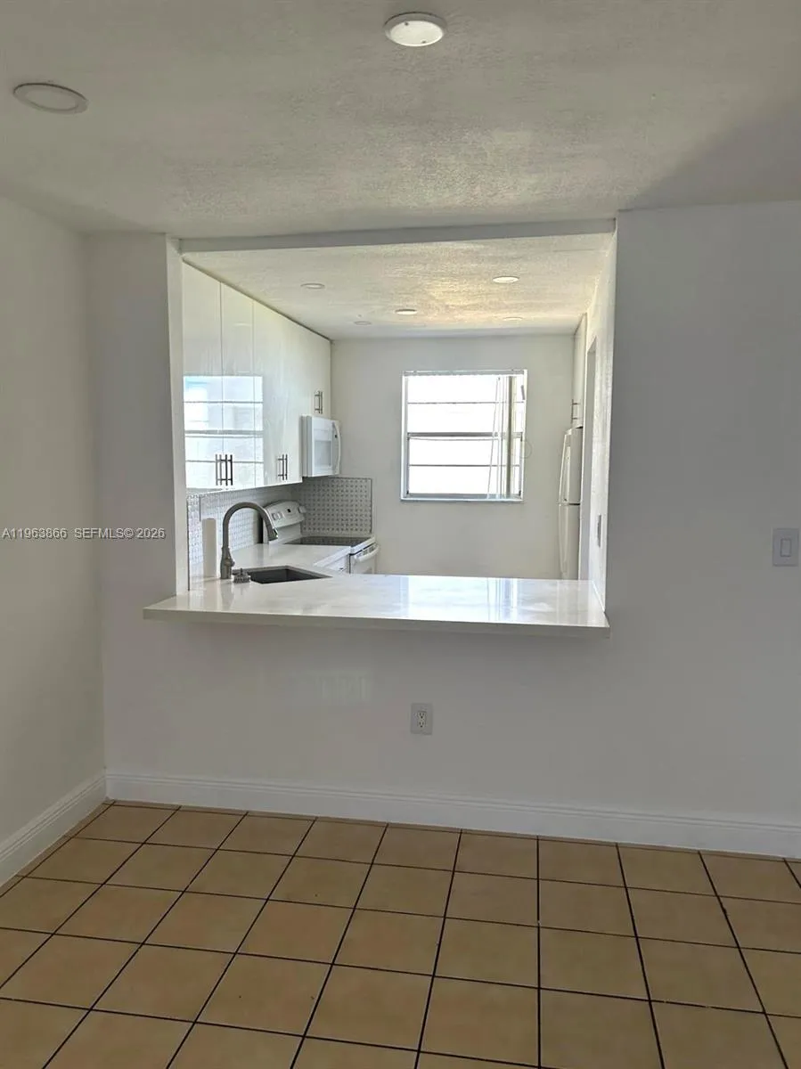 17255 Sw 95th Ave 142, Palmetto Bay, Florida 33157, Palmetto Bay, Florida 33157, 2 Bedrooms Bedrooms, ,1 BathroomBathrooms,Residential Lease,For Rent,17255 Sw 95th Ave 142, Palmetto Bay, Florida 33157,A11963866