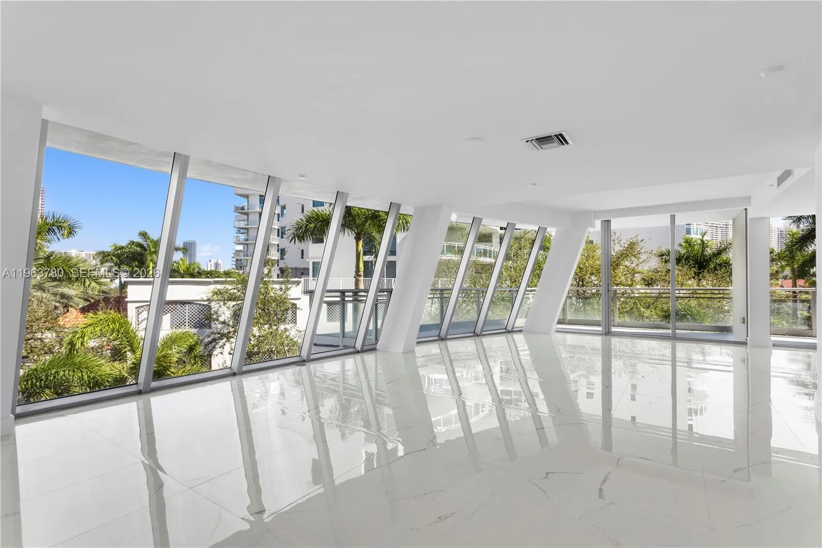 2950 Ne 188th St 349, Aventura, Florida 33180, Aventura, Florida 33180, 4 Bedrooms Bedrooms, ,5 BathroomsBathrooms,Residential,For Sale,2950 Ne 188th St 349, Aventura, Florida 33180,A11963780