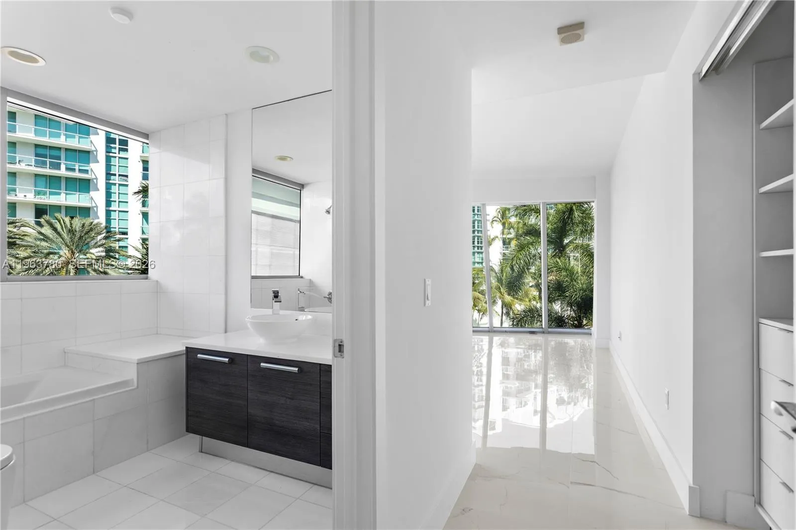 1st floor bath
