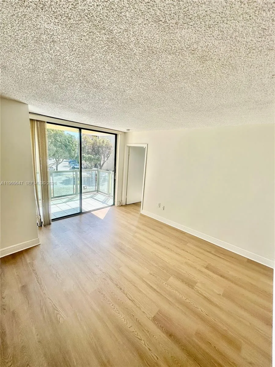 11780 Sw 18th St 325-2, Miami, Florida 33175, Miami, Florida 33175, 2 Bedrooms Bedrooms, ,2 BathroomsBathrooms,Residential Lease,For Rent,11780 Sw 18th St 325-2, Miami, Florida 33175,A11965647