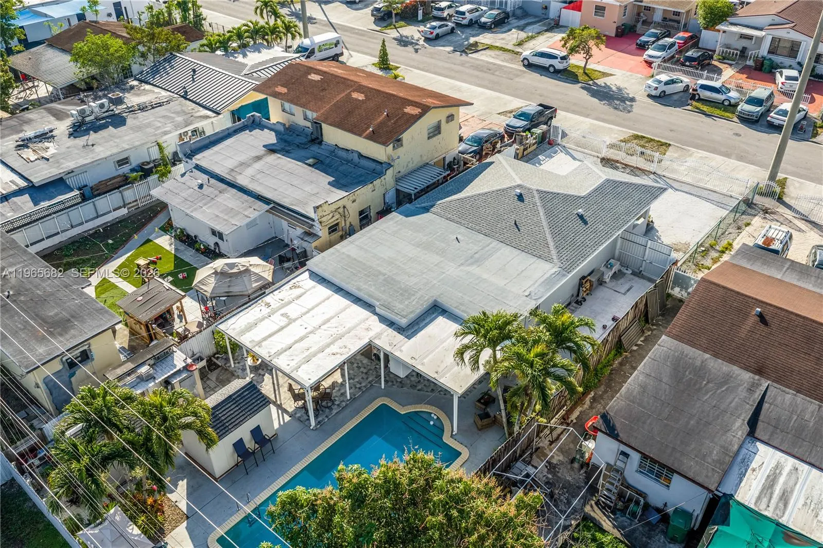 351 E 13th St, Hialeah, Florida 33010, Hialeah, Florida 33010, 4 Bedrooms Bedrooms, ,3 BathroomsBathrooms,Residential,For Sale,351 E 13th St, Hialeah, Florida 33010,A11965682