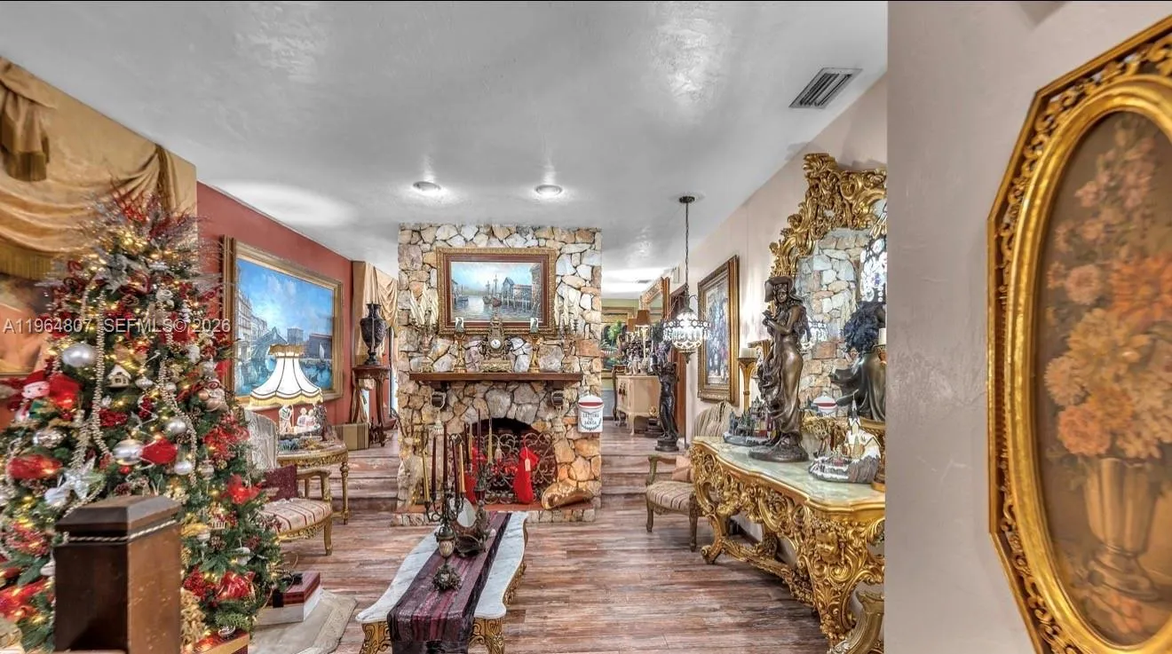 15425 Sw 268th St, Homestead, Florida 33032, Homestead, Florida 33032, 6 Bedrooms Bedrooms, ,3 BathroomsBathrooms,Residential,For Sale,15425 Sw 268th St, Homestead, Florida 33032,A11964807