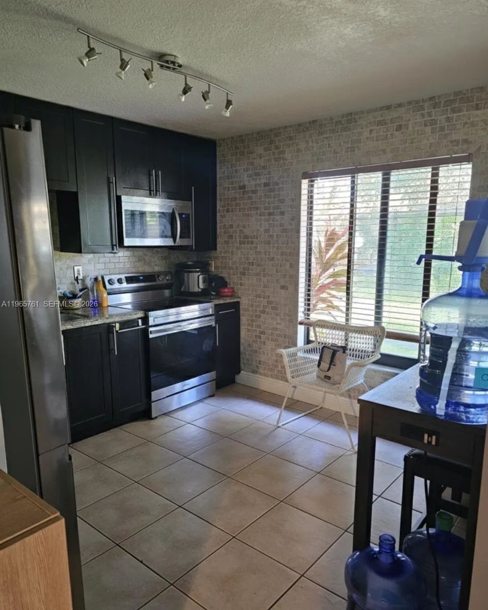 7509 Sw 26th Ct 5, Davie, Florida 33314, Davie, Florida 33314, 2 Bedrooms Bedrooms, ,2 BathroomsBathrooms,Residential Lease,For Rent,7509 Sw 26th Ct 5, Davie, Florida 33314,A11965761