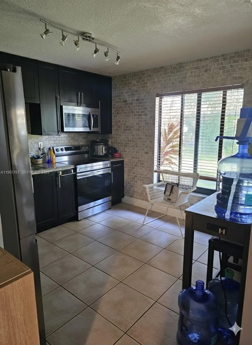 7509 Sw 26th Ct 5, Davie, Florida 33314, Davie, Florida 33314, 2 Bedrooms Bedrooms, ,2 BathroomsBathrooms,Residential Lease,For Rent,7509 Sw 26th Ct 5, Davie, Florida 33314,A11965761