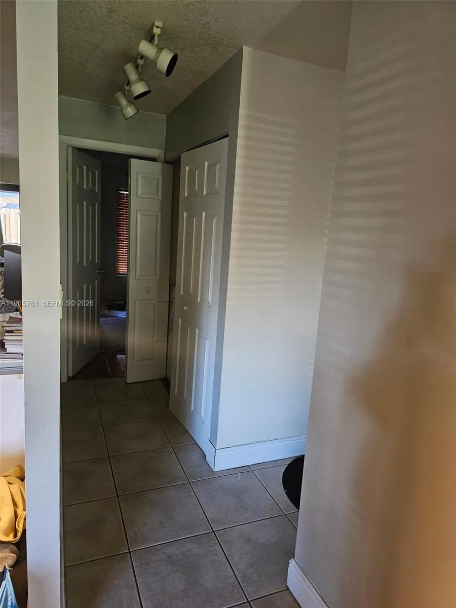 7509 Sw 26th Ct 5, Davie, Florida 33314, Davie, Florida 33314, 2 Bedrooms Bedrooms, ,2 BathroomsBathrooms,Residential Lease,For Rent,7509 Sw 26th Ct 5, Davie, Florida 33314,A11965761