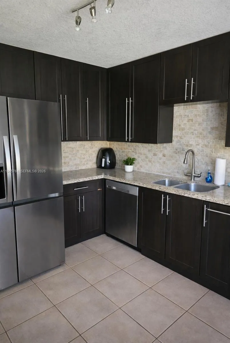 7509 Sw 26th Ct 5, Davie, Florida 33314, Davie, Florida 33314, 2 Bedrooms Bedrooms, ,2 BathroomsBathrooms,Residential Lease,For Rent,7509 Sw 26th Ct 5, Davie, Florida 33314,A11965761