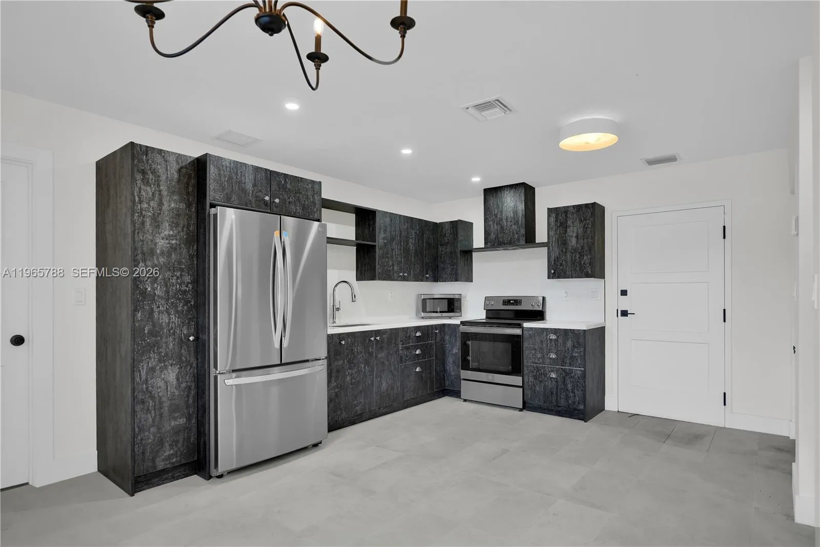 5980 Sw 40th Ave C, Dania Beach, Florida 33312, Dania Beach, Florida 33312, 1 Bedroom Bedrooms, ,2 BathroomsBathrooms,Residential Lease,For Rent,5980 Sw 40th Ave C, Dania Beach, Florida 33312,A11965788