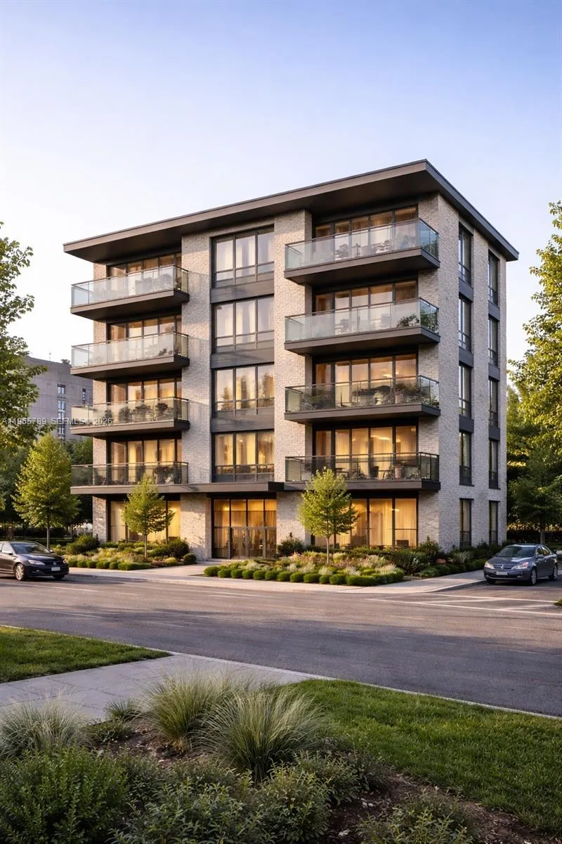 1946 Madison St, Hollywood, Florida 33020, Hollywood, Florida 33020, 2 Bedrooms Bedrooms, ,2 BathroomsBathrooms,Residential,For Sale,1946 Madison St, Hollywood, Florida 33020,A11965789