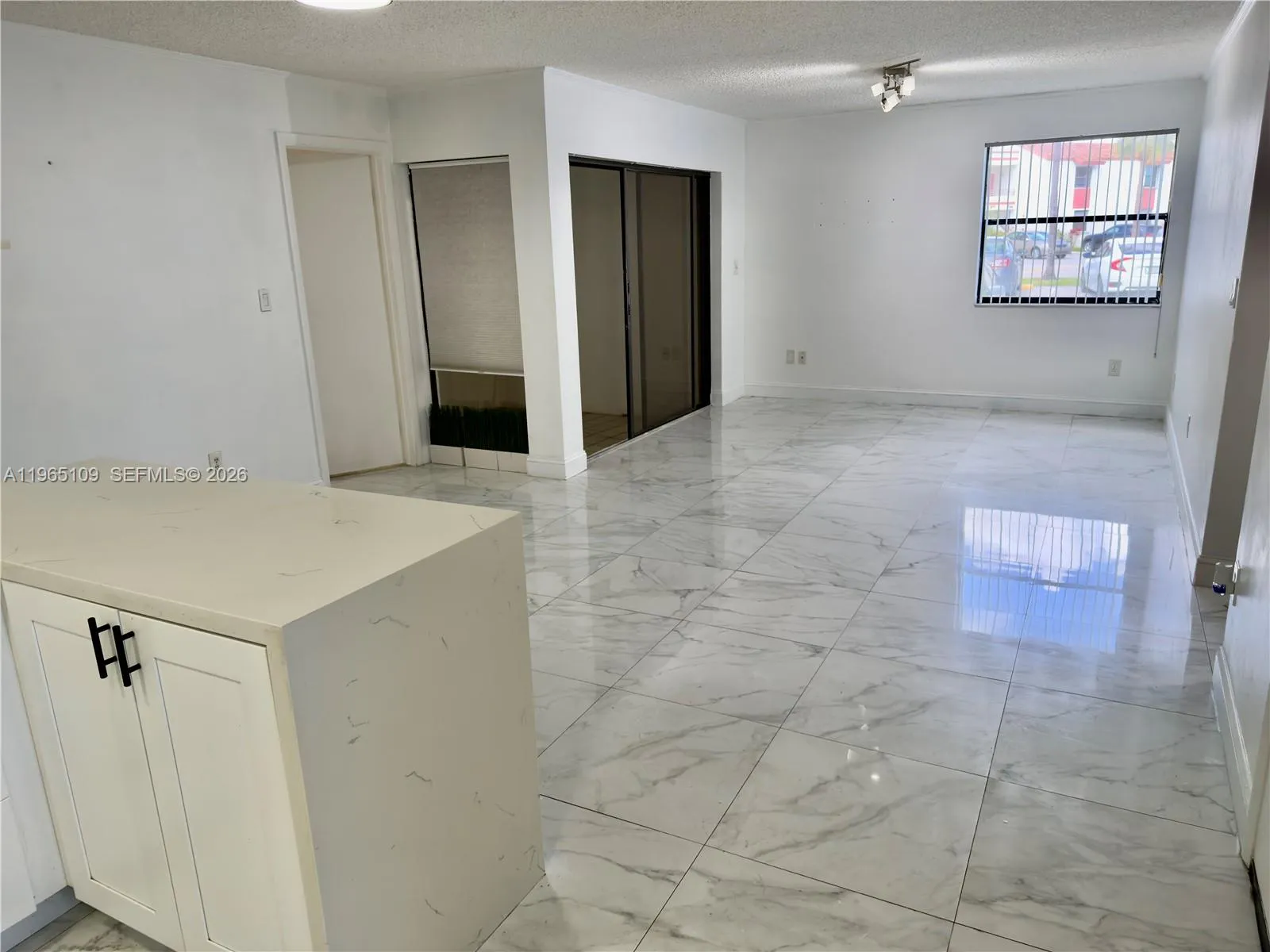 1086 N Hiatus Rd 1086, Pembroke Pines, Florida 330, Pembroke Pines, Florida 33026, 2 Bedrooms Bedrooms, ,2 BathroomsBathrooms,Residential Lease,For Rent,1086 N Hiatus Rd 1086, Pembroke Pines, Florida 330,A11965109