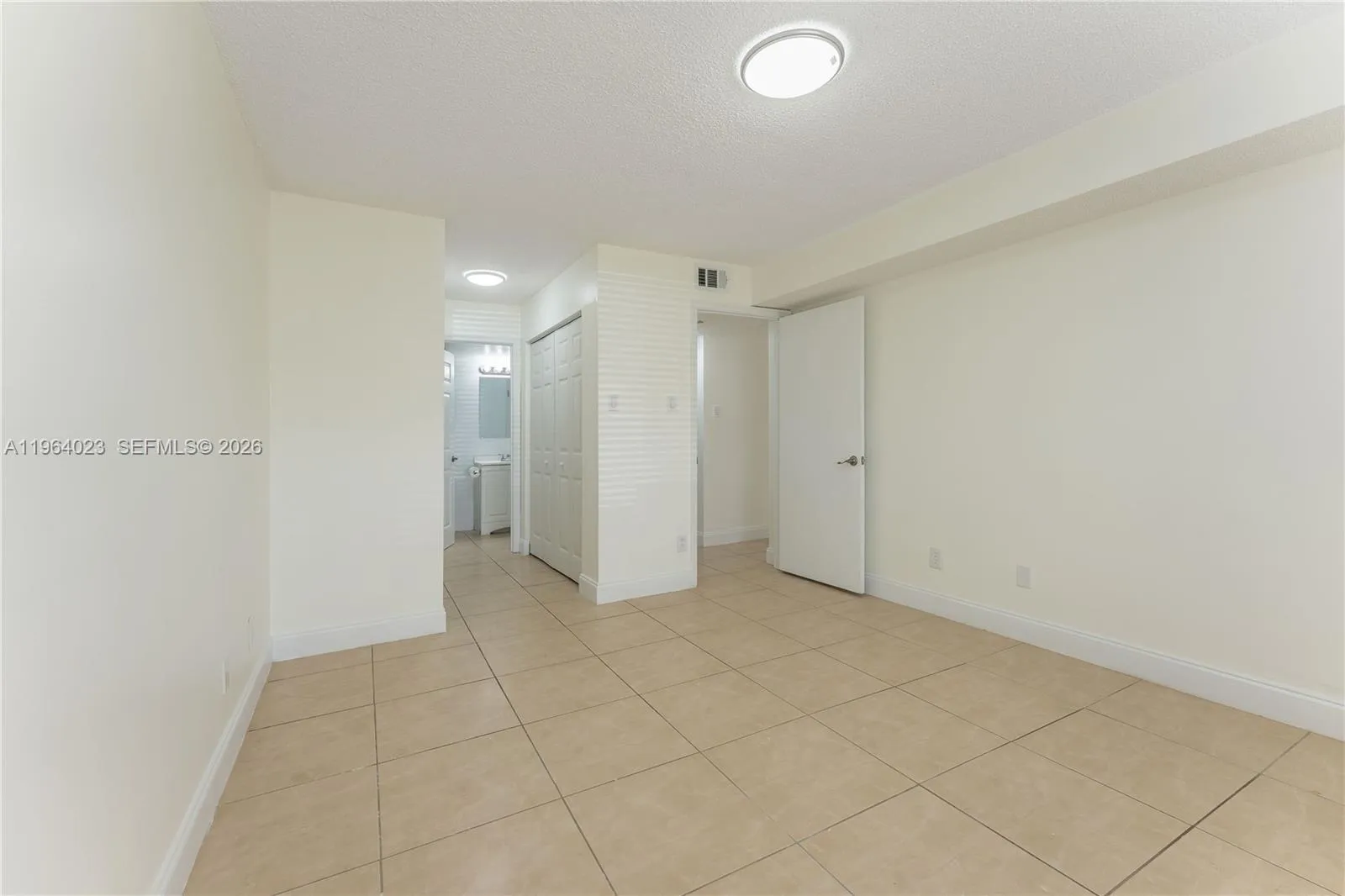 10521 Sw 157th Pl 102, Miami, Florida 33196, Miami, Florida 33196, 1 Bedroom Bedrooms, ,1 BathroomBathrooms,Residential,For Sale,10521 Sw 157th Pl 102, Miami, Florida 33196,A11964023