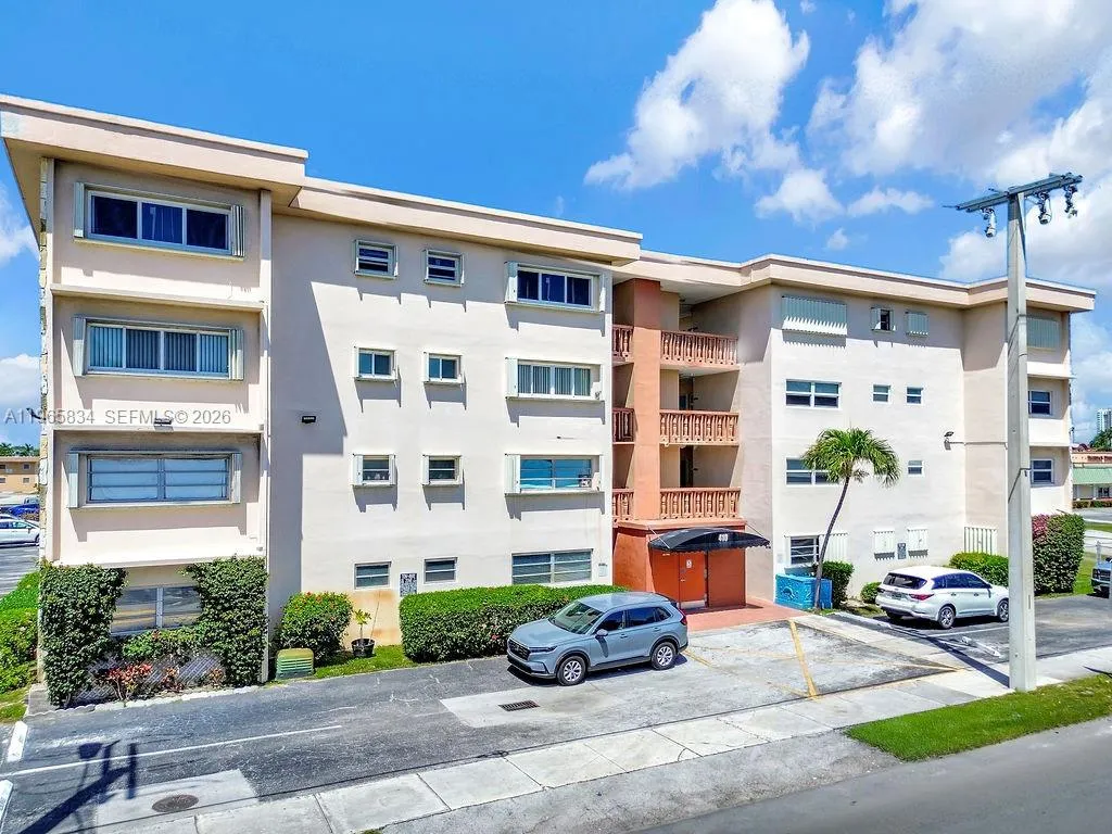 410 Se 2nd St 223, Hallandale Beach, Florida 33009, Hallandale Beach, Florida 33009, 2 Bedrooms Bedrooms, ,1 BathroomBathrooms,Residential,For Sale,410 Se 2nd St 223, Hallandale Beach, Florida 33009,A11965834 410 Se 2nd St 223, Hallandale Beach, Florida 33009, Hallandale Beach, Florida 33009, 2 Bedrooms Bedrooms, ,1 BathroomBathrooms,Residential,For Sale,410 Se 2nd St 223, Hallandale Beach, Florida 33009,A11965834