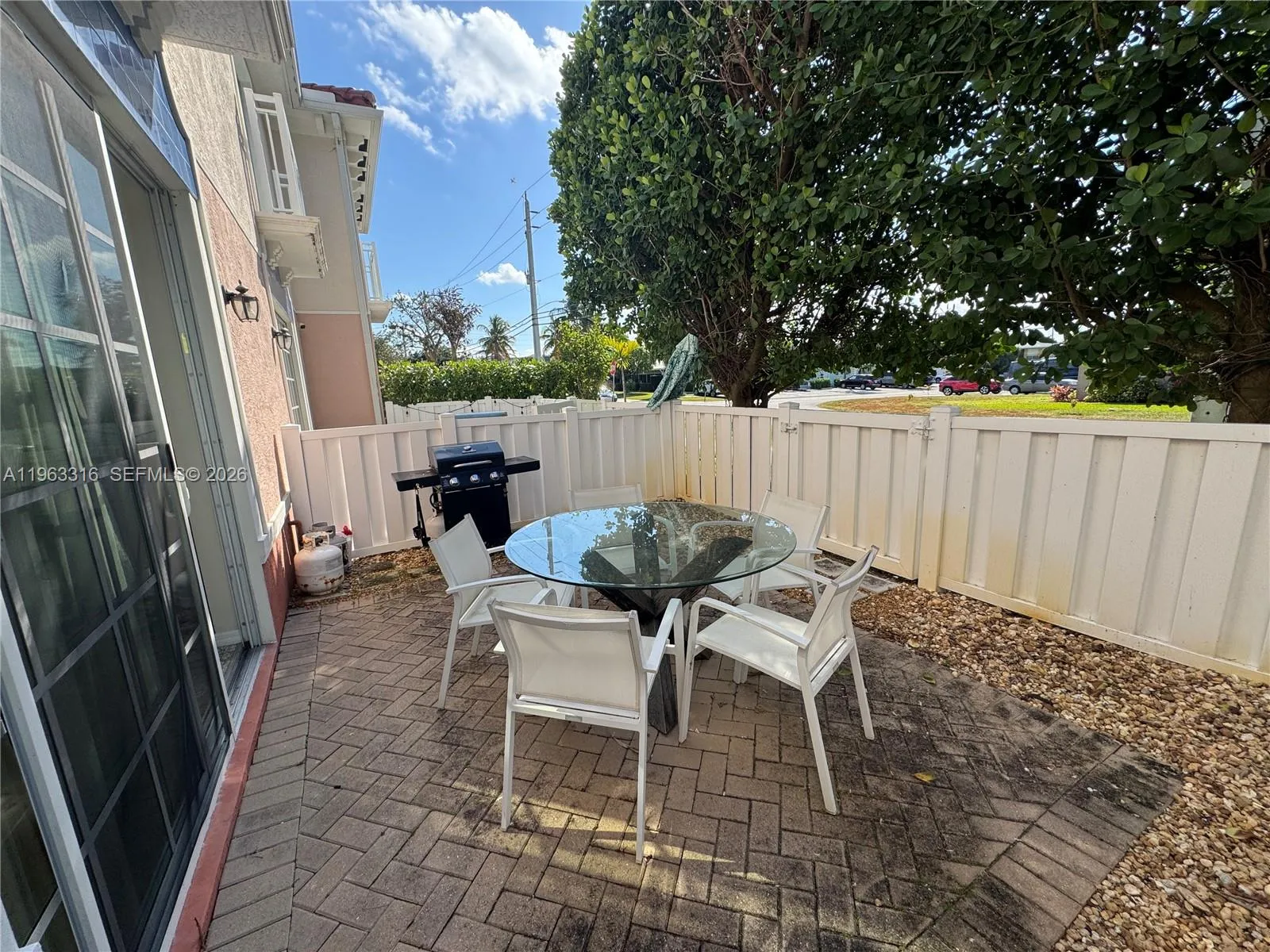 2333 Se 5th St, Pompano Beach, Florida 33062, Pompano Beach, Florida 33062, 3 Bedrooms Bedrooms, ,2 BathroomsBathrooms,Residential Lease,For Rent,2333 Se 5th St, Pompano Beach, Florida 33062,A11963316