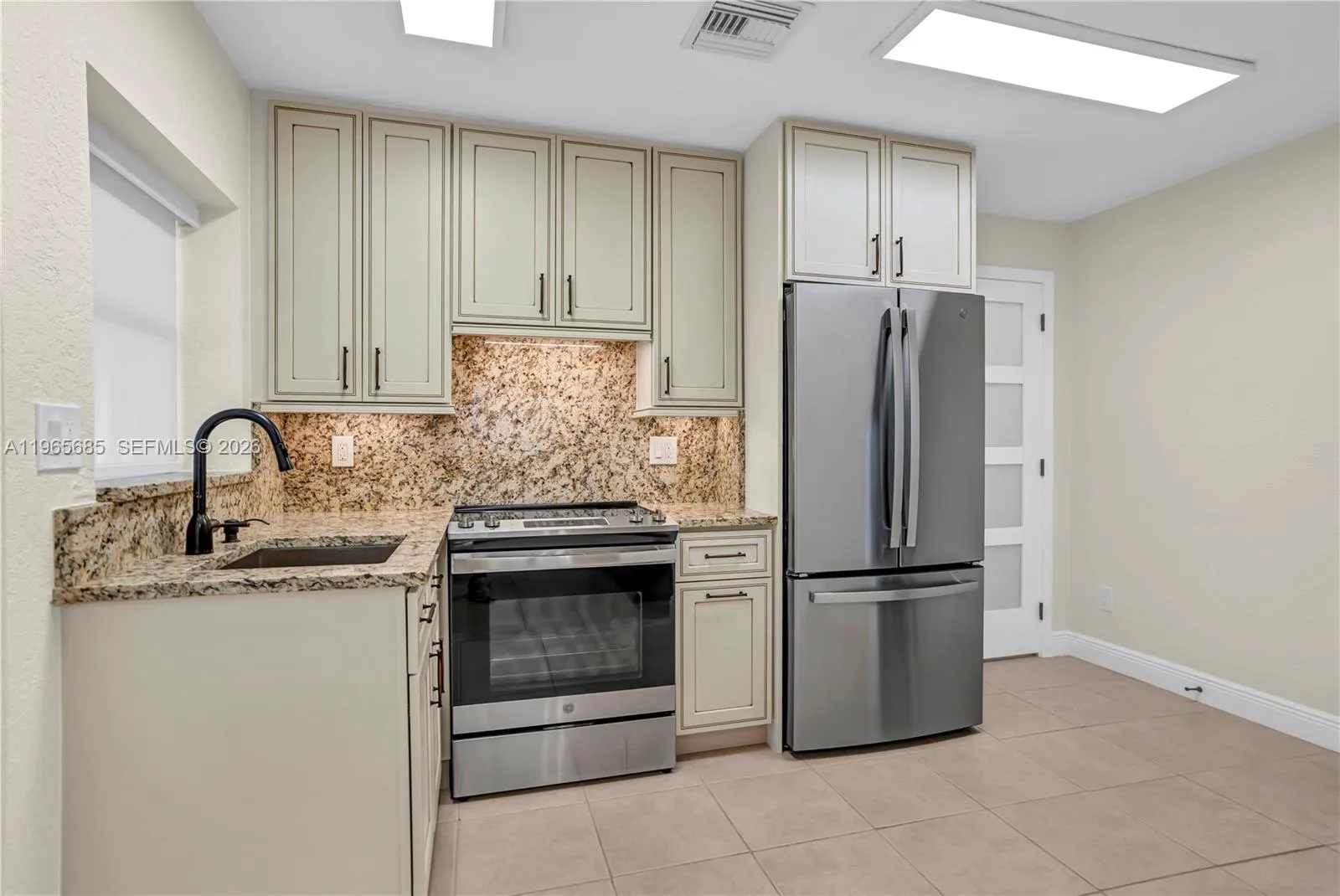 481 E Commercial Blvd, Oakland Park, Florida 33334, Oakland Park, Florida 33334, ,Commercial Sale,For Sale,481 E Commercial Blvd, Oakland Park, Florida 33334,A11965685