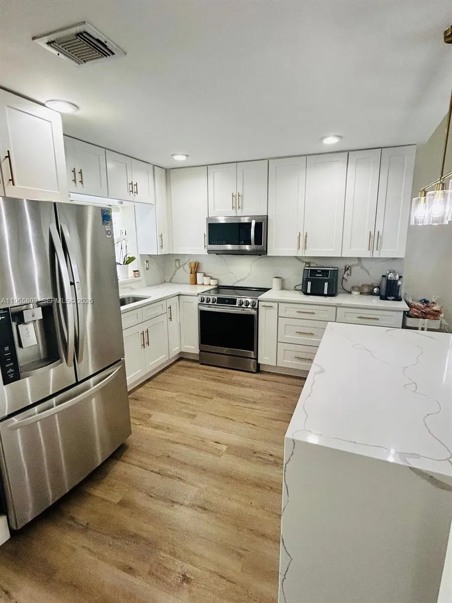 7342 Nw 38th Pl, Coral Springs, Florida 33065, Coral Springs, Florida 33065, 3 Bedrooms Bedrooms, ,2 BathroomsBathrooms,Residential,For Sale,7342 Nw 38th Pl, Coral Springs, Florida 33065,A11965802