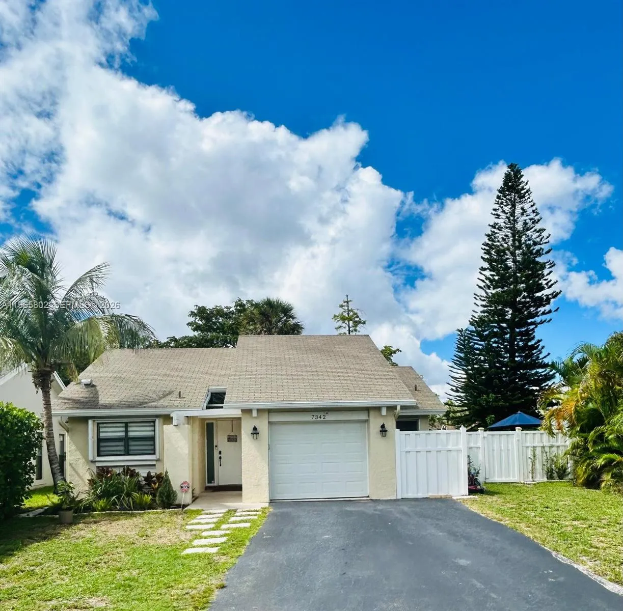 7342 Nw 38th Pl, Coral Springs, Florida 33065, Coral Springs, Florida 33065, 3 Bedrooms Bedrooms, ,2 BathroomsBathrooms,Residential,For Sale,7342 Nw 38th Pl, Coral Springs, Florida 33065,A11965802