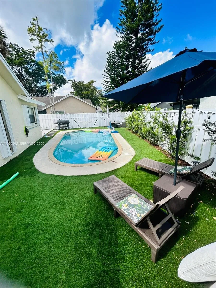 7342 Nw 38th Pl, Coral Springs, Florida 33065, Coral Springs, Florida 33065, 3 Bedrooms Bedrooms, ,2 BathroomsBathrooms,Residential,For Sale,7342 Nw 38th Pl, Coral Springs, Florida 33065,A11965802