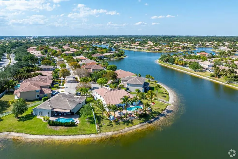 2162 W 60th St 14203, Hialeah, Florida 33016, Hialeah, Florida 33016, 3 Bedrooms Bedrooms, ,2 BathroomsBathrooms,Residential Lease,For Rent,2162 W 60th St 14203, Hialeah, Florida 33016,A11965829