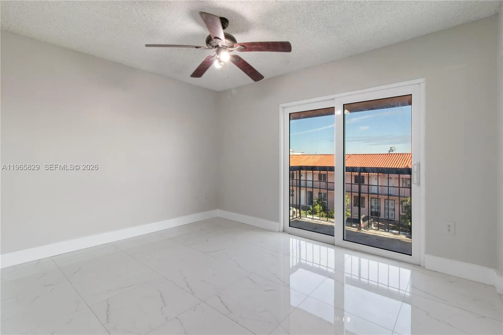 2162 W 60th St 14203, Hialeah, Florida 33016, Hialeah, Florida 33016, 3 Bedrooms Bedrooms, ,2 BathroomsBathrooms,Residential Lease,For Rent,2162 W 60th St 14203, Hialeah, Florida 33016,A11965829
