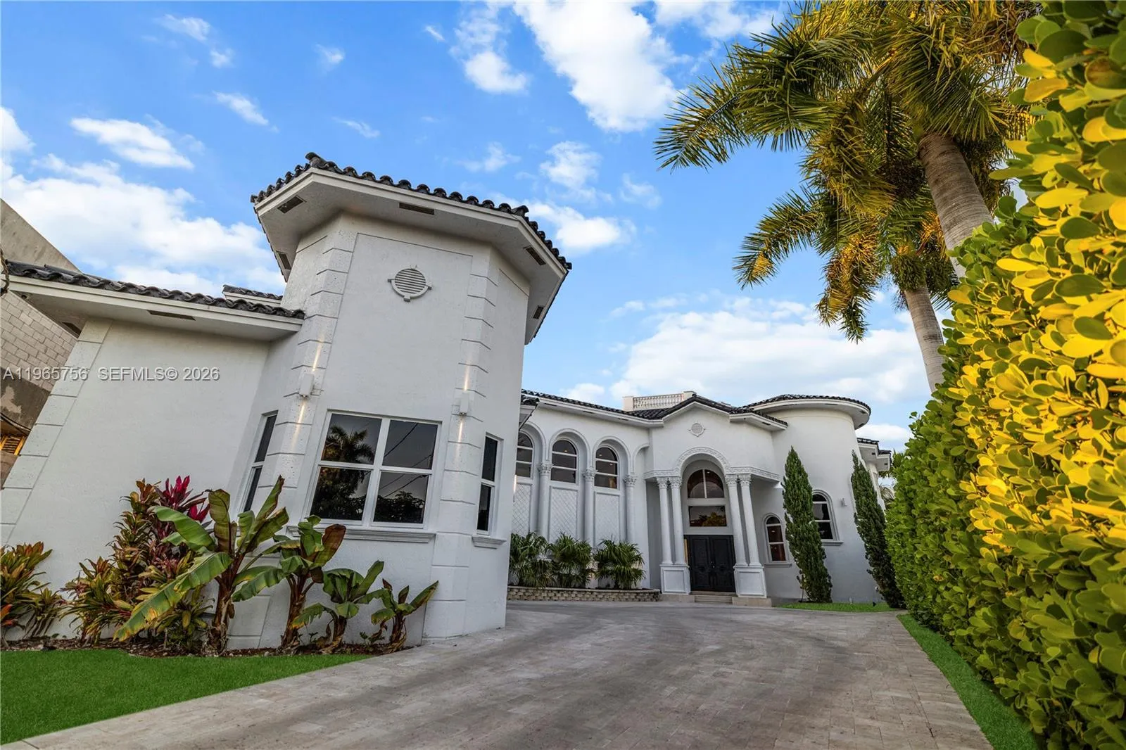 16479 Ne 30th Ave, North Miami Beach, Florida 3316, North Miami Beach, Florida 33160, 5 Bedrooms Bedrooms, ,6 BathroomsBathrooms,Residential,For Sale,16479 Ne 30th Ave, North Miami Beach, Florida 3316,A11965756