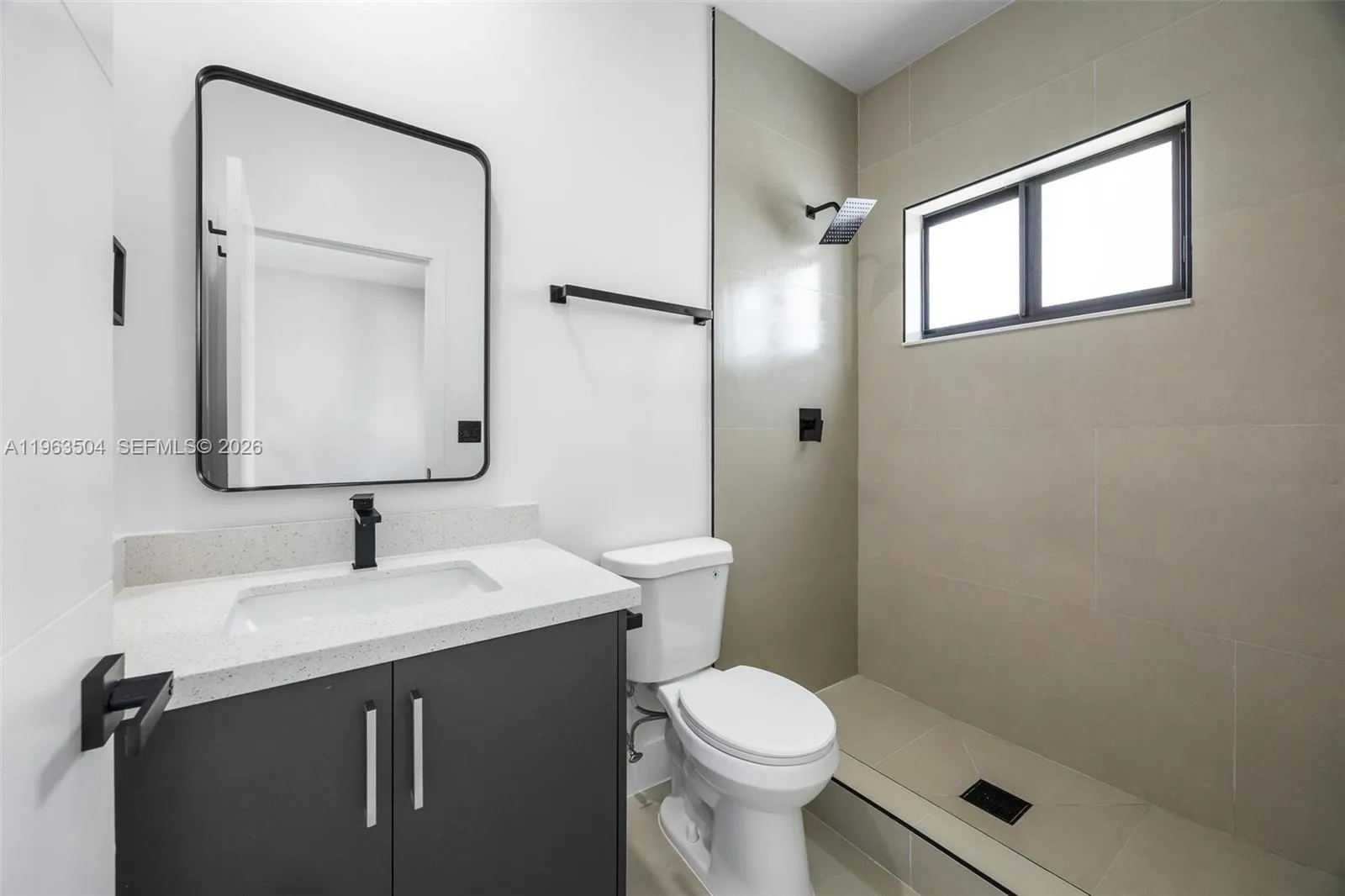 601 Nw 3rd Ave, Hallandale Beach, Florida 33009, Hallandale Beach, Florida 33009, ,Residential Income,For Sale,601 Nw 3rd Ave, Hallandale Beach, Florida 33009,A11963504