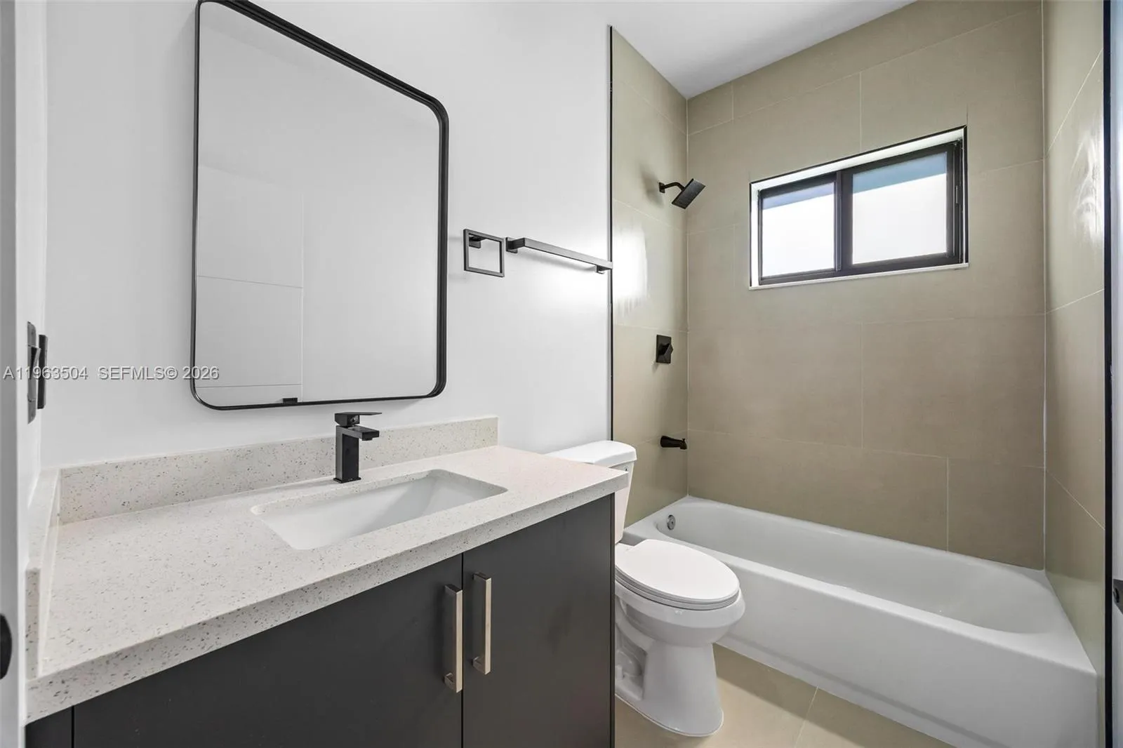 601 Nw 3rd Ave, Hallandale Beach, Florida 33009, Hallandale Beach, Florida 33009, ,Residential Income,For Sale,601 Nw 3rd Ave, Hallandale Beach, Florida 33009,A11963504