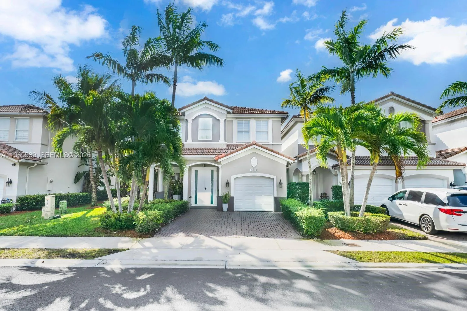 10824 Nw 84th St 10824, Doral, Florida 33178, Doral, Florida 33178, 4 Bedrooms Bedrooms, ,3 BathroomsBathrooms,Residential Lease,For Rent,10824 Nw 84th St 10824, Doral, Florida 33178,A11965939