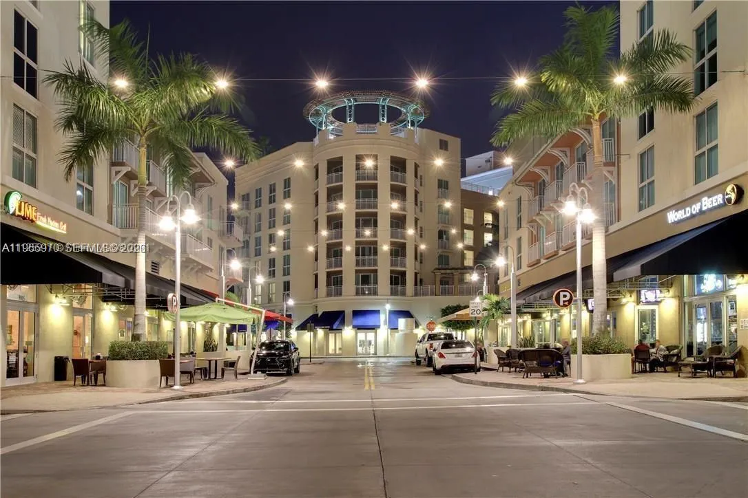 7275 Sw 90th St C312, Miami, Florida 33156, Miami, Florida 33156, 2 Bedrooms Bedrooms, ,2 BathroomsBathrooms,Residential Lease,For Rent,7275 Sw 90th St C312, Miami, Florida 33156,A11965970