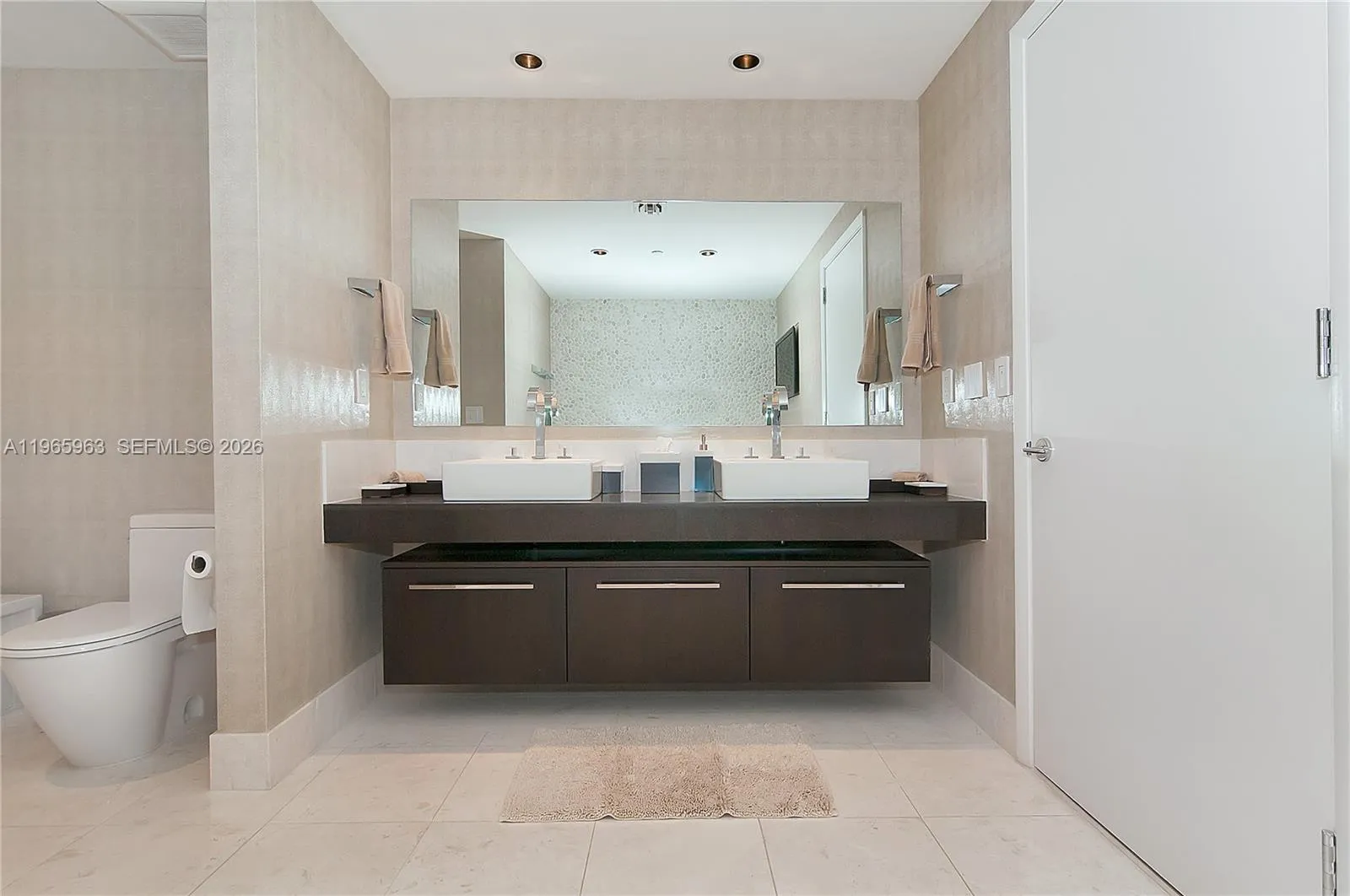 17121 Collins Ave 1707, Sunny Isles Beach, Florida, Sunny Isles Beach, Florida 33160, 1 Bedroom Bedrooms, ,2 BathroomsBathrooms,Residential Lease,For Rent,17121 Collins Ave 1707, Sunny Isles Beach, Florida,A11965963