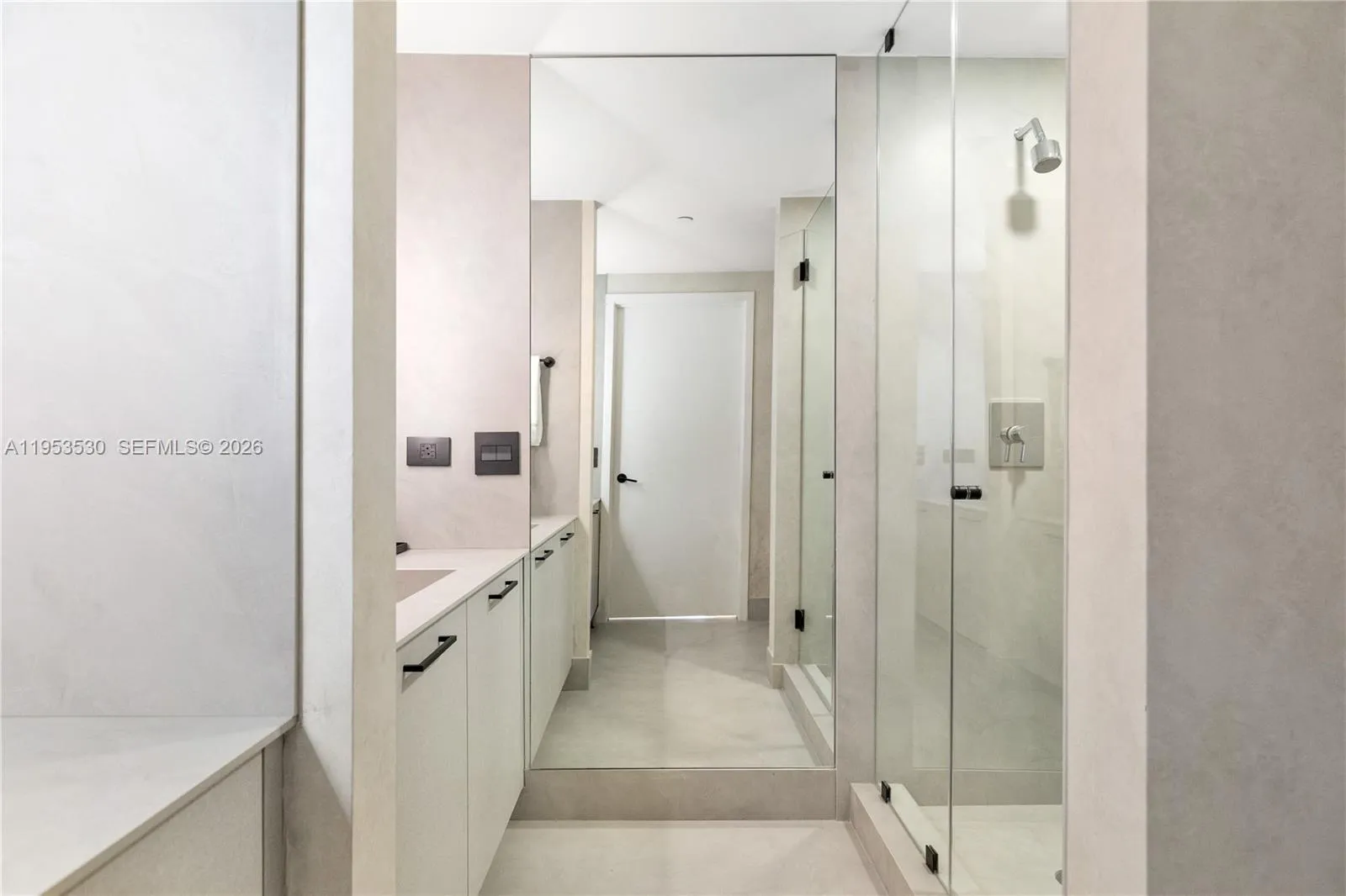 1010 Brickell Ave 1701, Miami, Florida 33131, Miami, Florida 33131, 3 Bedrooms Bedrooms, ,3 BathroomsBathrooms,Residential,For Sale,1010 Brickell Ave 1701, Miami, Florida 33131,A11953530