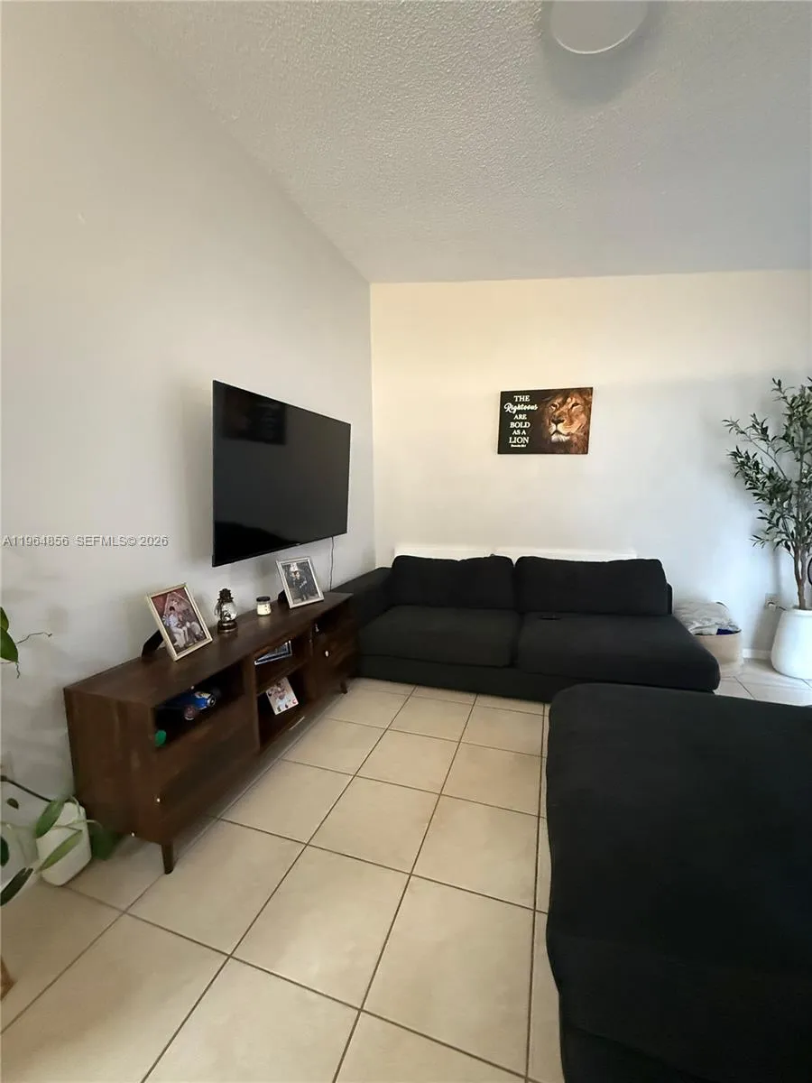 7440 Sw 153rd Ct 201-4, Miami, Florida 33193, Miami, Florida 33193, 2 Bedrooms Bedrooms, ,2 BathroomsBathrooms,Residential Lease,For Rent,7440 Sw 153rd Ct 201-4, Miami, Florida 33193,A11964856