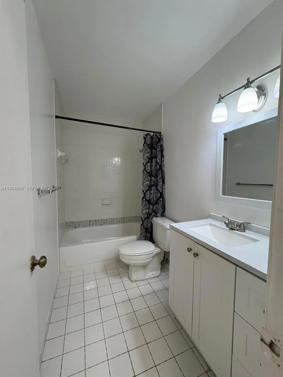 7440 Sw 153rd Ct 201-4, Miami, Florida 33193, Miami, Florida 33193, 2 Bedrooms Bedrooms, ,2 BathroomsBathrooms,Residential Lease,For Rent,7440 Sw 153rd Ct 201-4, Miami, Florida 33193,A11964856