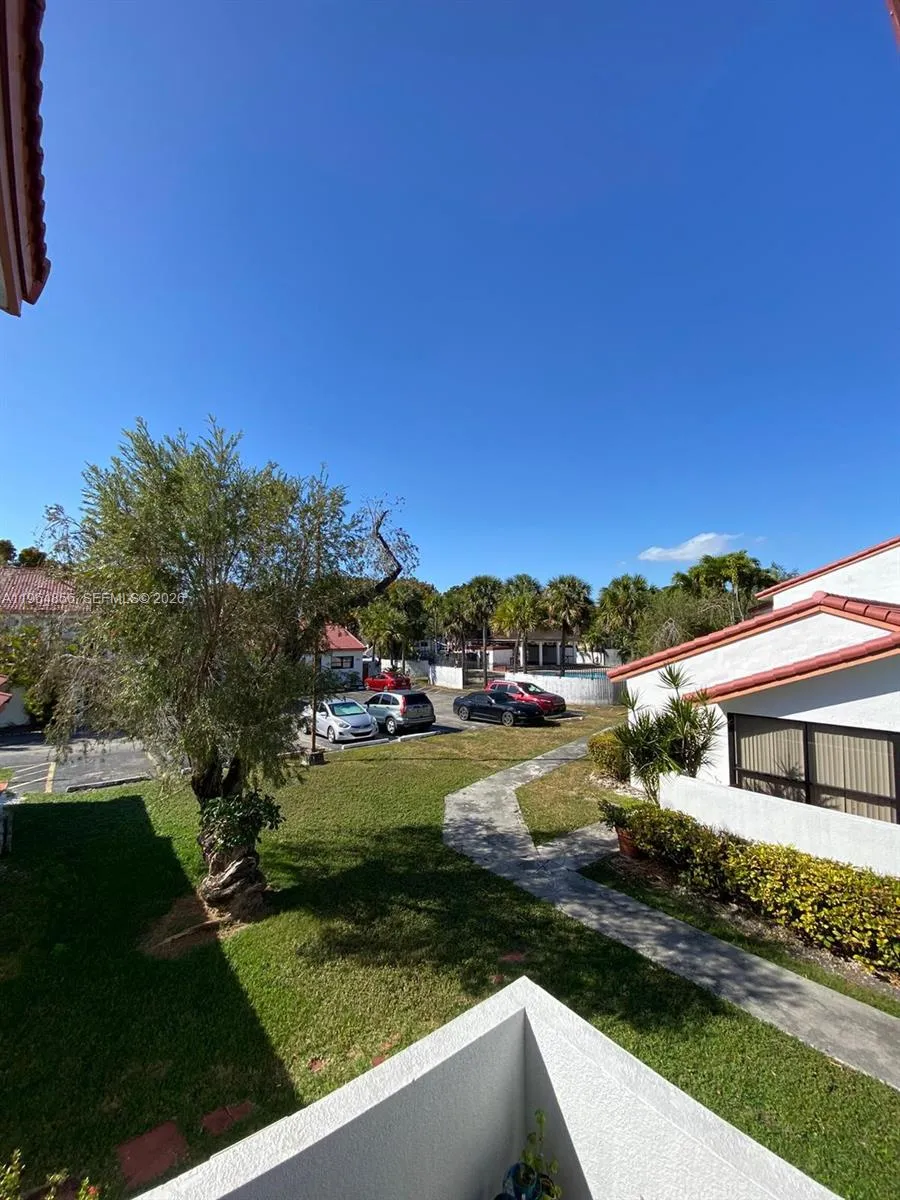 7440 Sw 153rd Ct 201-4, Miami, Florida 33193, Miami, Florida 33193, 2 Bedrooms Bedrooms, ,2 BathroomsBathrooms,Residential Lease,For Rent,7440 Sw 153rd Ct 201-4, Miami, Florida 33193,A11964856