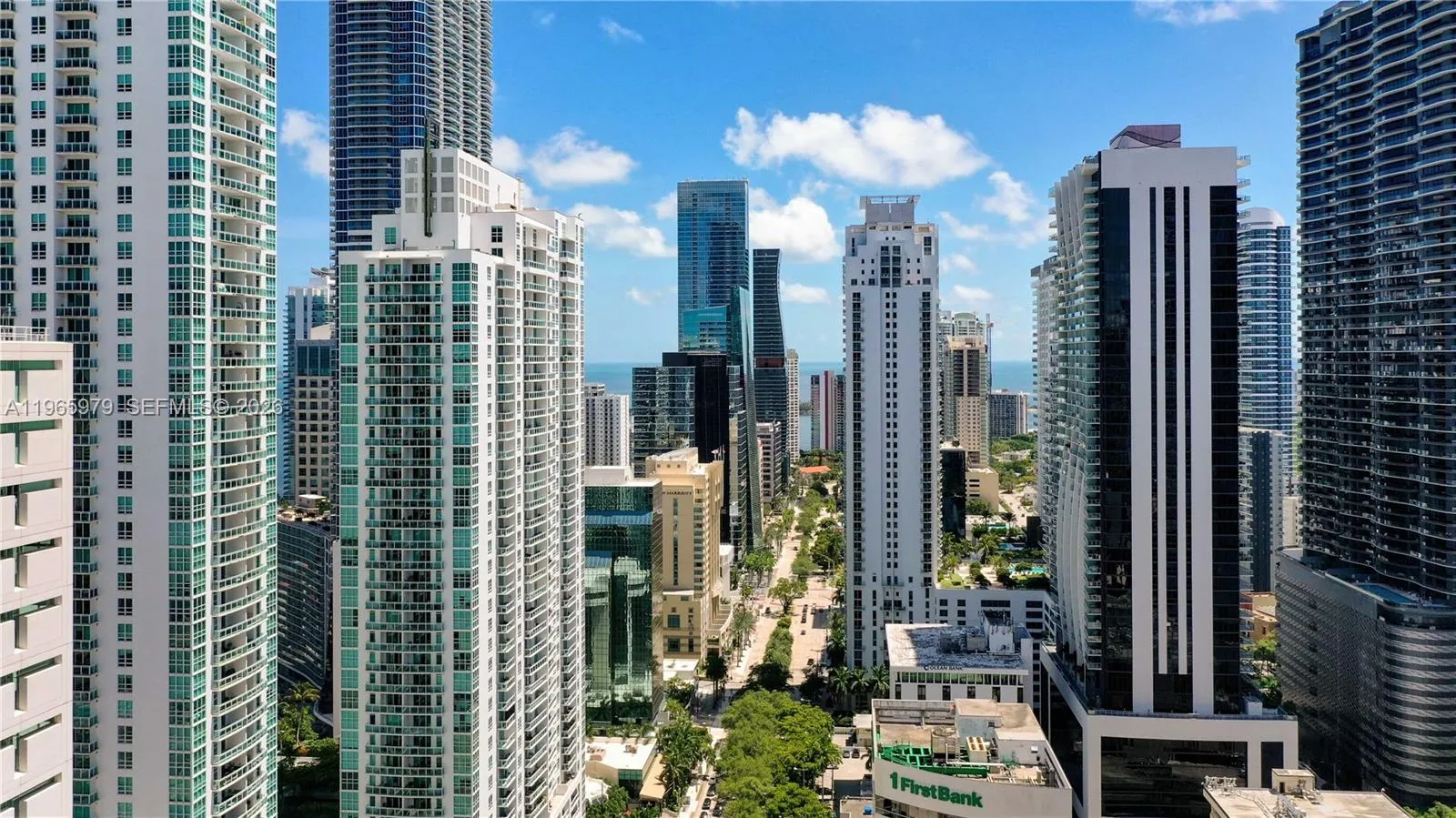 68 Se 6th St 1201, Miami, Florida 33131, Miami, Florida 33131, 2 Bedrooms Bedrooms, ,2 BathroomsBathrooms,Residential,For Sale,68 Se 6th St 1201, Miami, Florida 33131,A11965979