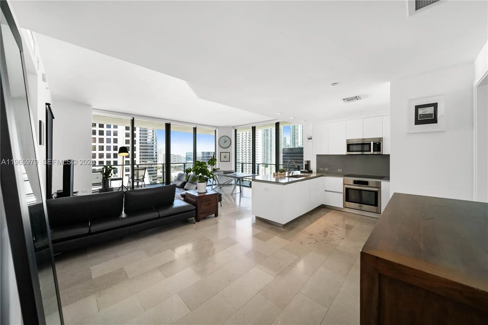 68 Se 6th St 1201, Miami, Florida 33131, Miami, Florida 33131, 2 Bedrooms Bedrooms, ,2 BathroomsBathrooms,Residential,For Sale,68 Se 6th St 1201, Miami, Florida 33131,A11965979