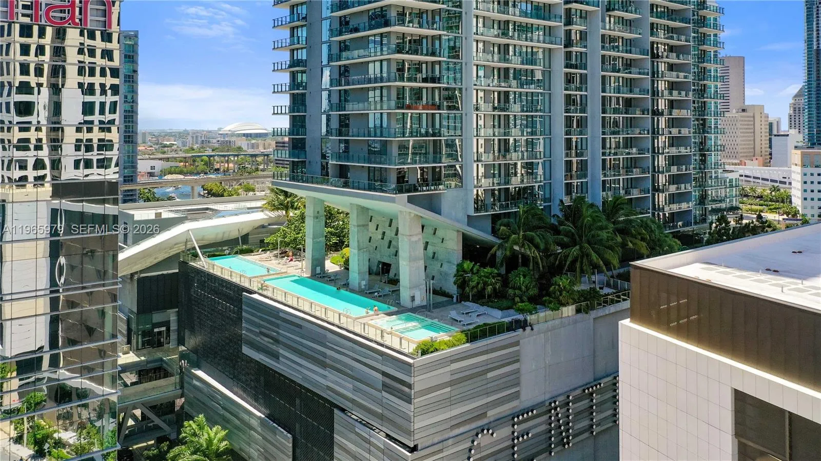 68 Se 6th St 1201, Miami, Florida 33131, Miami, Florida 33131, 2 Bedrooms Bedrooms, ,2 BathroomsBathrooms,Residential,For Sale,68 Se 6th St 1201, Miami, Florida 33131,A11965979