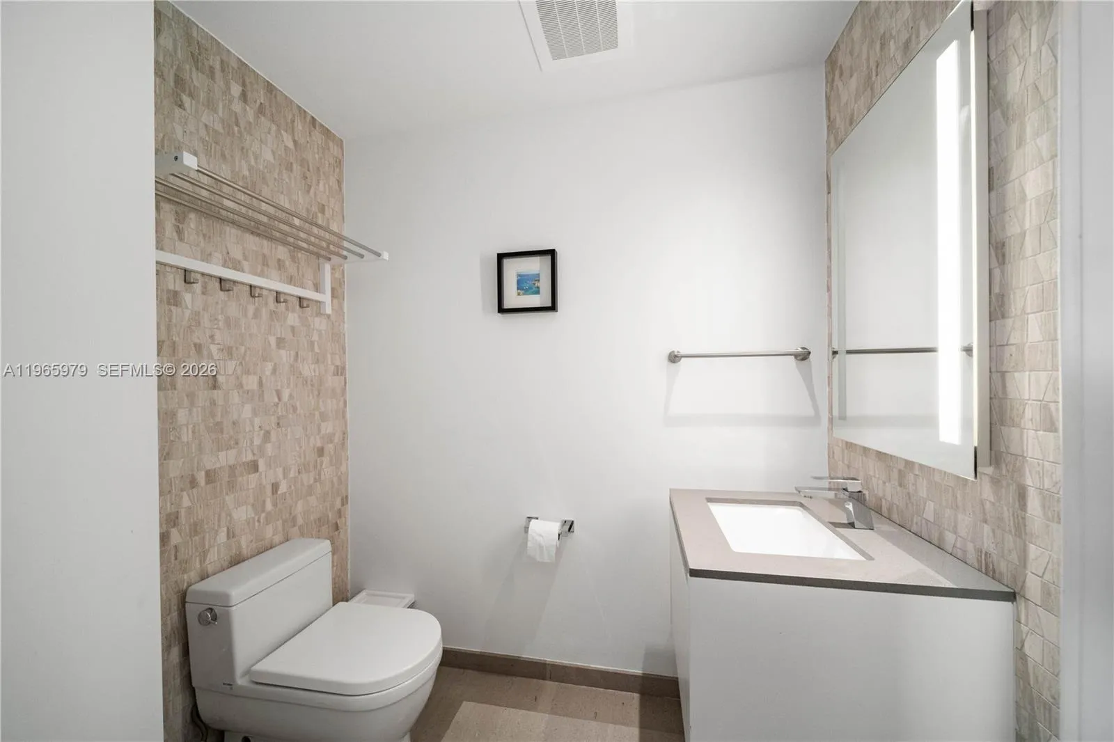 68 Se 6th St 1201, Miami, Florida 33131, Miami, Florida 33131, 2 Bedrooms Bedrooms, ,2 BathroomsBathrooms,Residential,For Sale,68 Se 6th St 1201, Miami, Florida 33131,A11965979