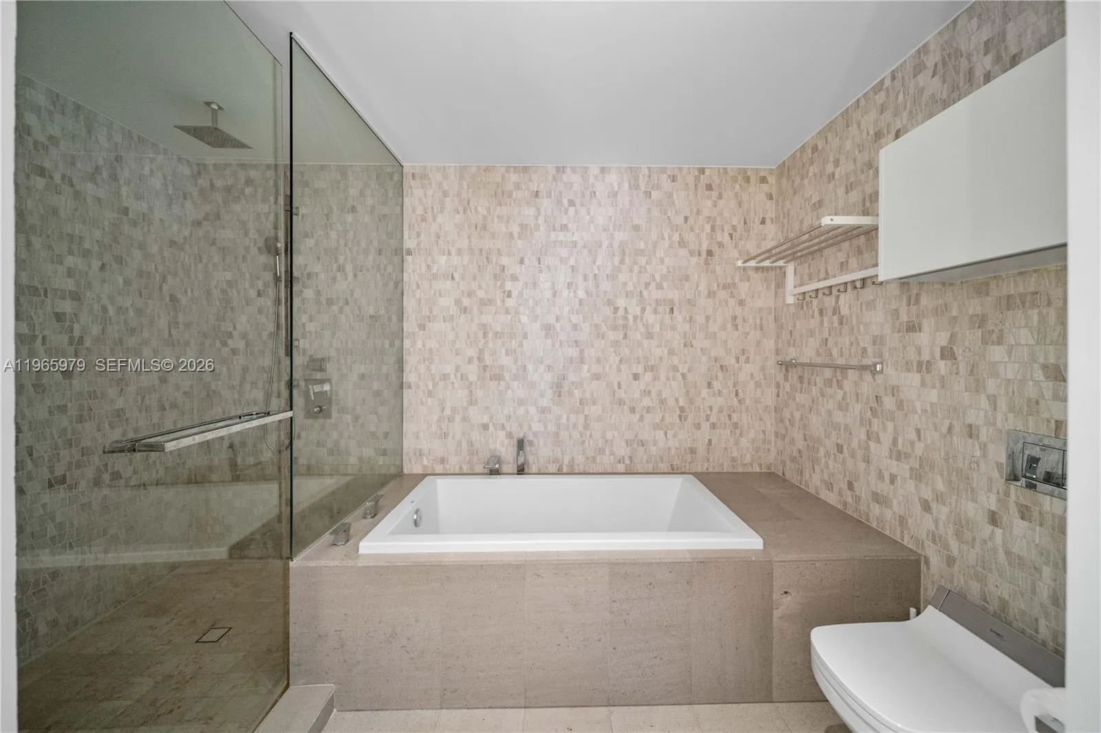 68 Se 6th St 1201, Miami, Florida 33131, Miami, Florida 33131, 2 Bedrooms Bedrooms, ,2 BathroomsBathrooms,Residential,For Sale,68 Se 6th St 1201, Miami, Florida 33131,A11965979