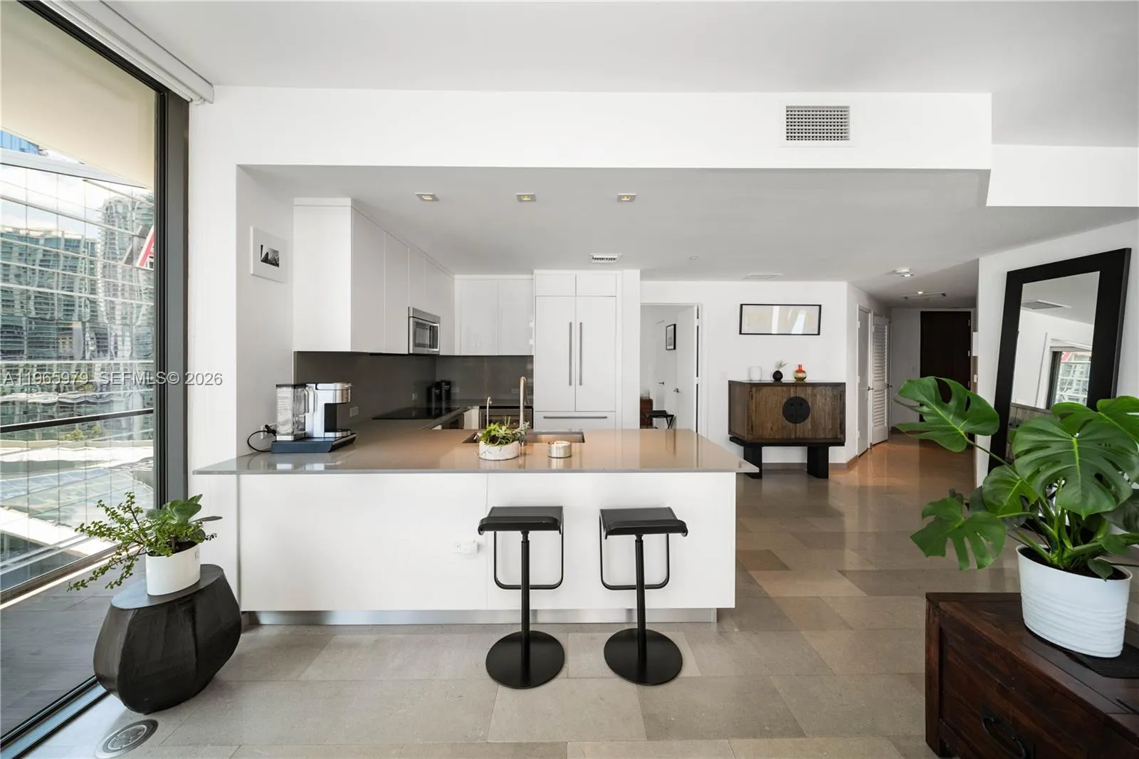 68 Se 6th St 1201, Miami, Florida 33131, Miami, Florida 33131, 2 Bedrooms Bedrooms, ,2 BathroomsBathrooms,Residential,For Sale,68 Se 6th St 1201, Miami, Florida 33131,A11965979