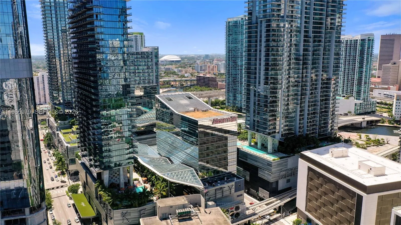 68 Se 6th St 1201, Miami, Florida 33131, Miami, Florida 33131, 2 Bedrooms Bedrooms, ,2 BathroomsBathrooms,Residential,For Sale,68 Se 6th St 1201, Miami, Florida 33131,A11965979