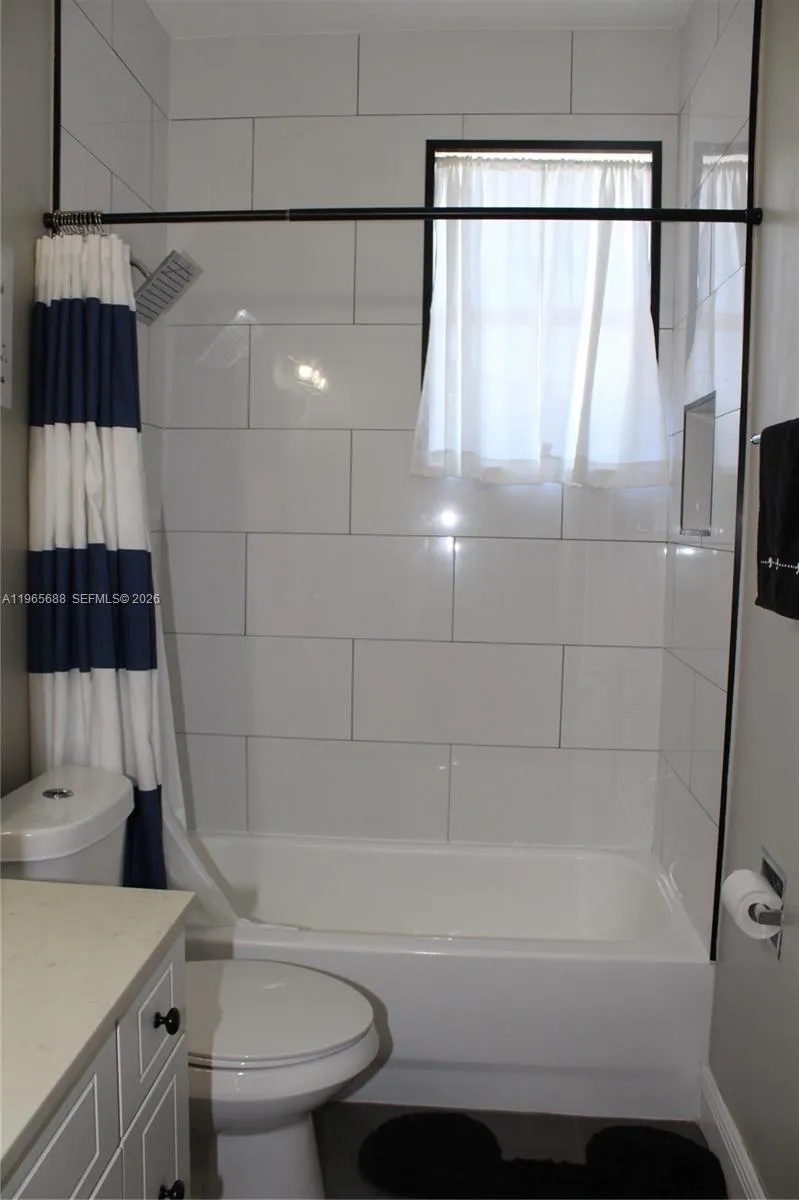 Miami, Florida 33177, 5 Bedrooms Bedrooms, ,3 BathroomsBathrooms,Residential,For Sale,A11965688