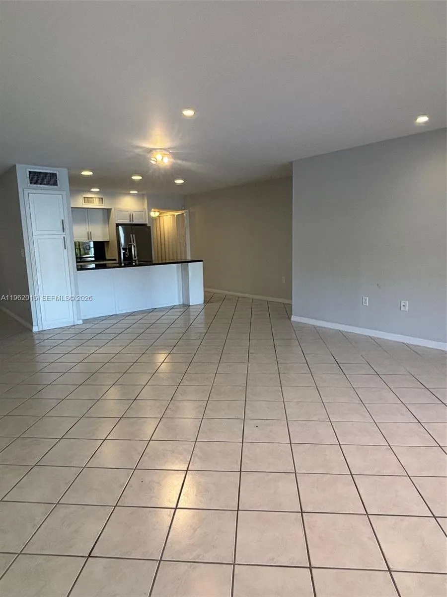 6417 Windmill Gate Rd 0, Miami Lakes, Florida 3301, Miami Lakes, Florida 33014, 2 Bedrooms Bedrooms, ,2 BathroomsBathrooms,Residential Lease,For Rent,6417 Windmill Gate Rd 0, Miami Lakes, Florida 3301,A11962016