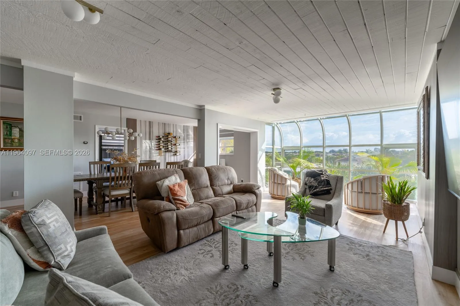 3910 Crystal Lake Dr 401, Deerfield Beach, Florida, Deerfield Beach, Florida 33064, 4 Bedrooms Bedrooms, ,2 BathroomsBathrooms,Residential,For Sale,3910 Crystal Lake Dr 401, Deerfield Beach, Florida,A11964097