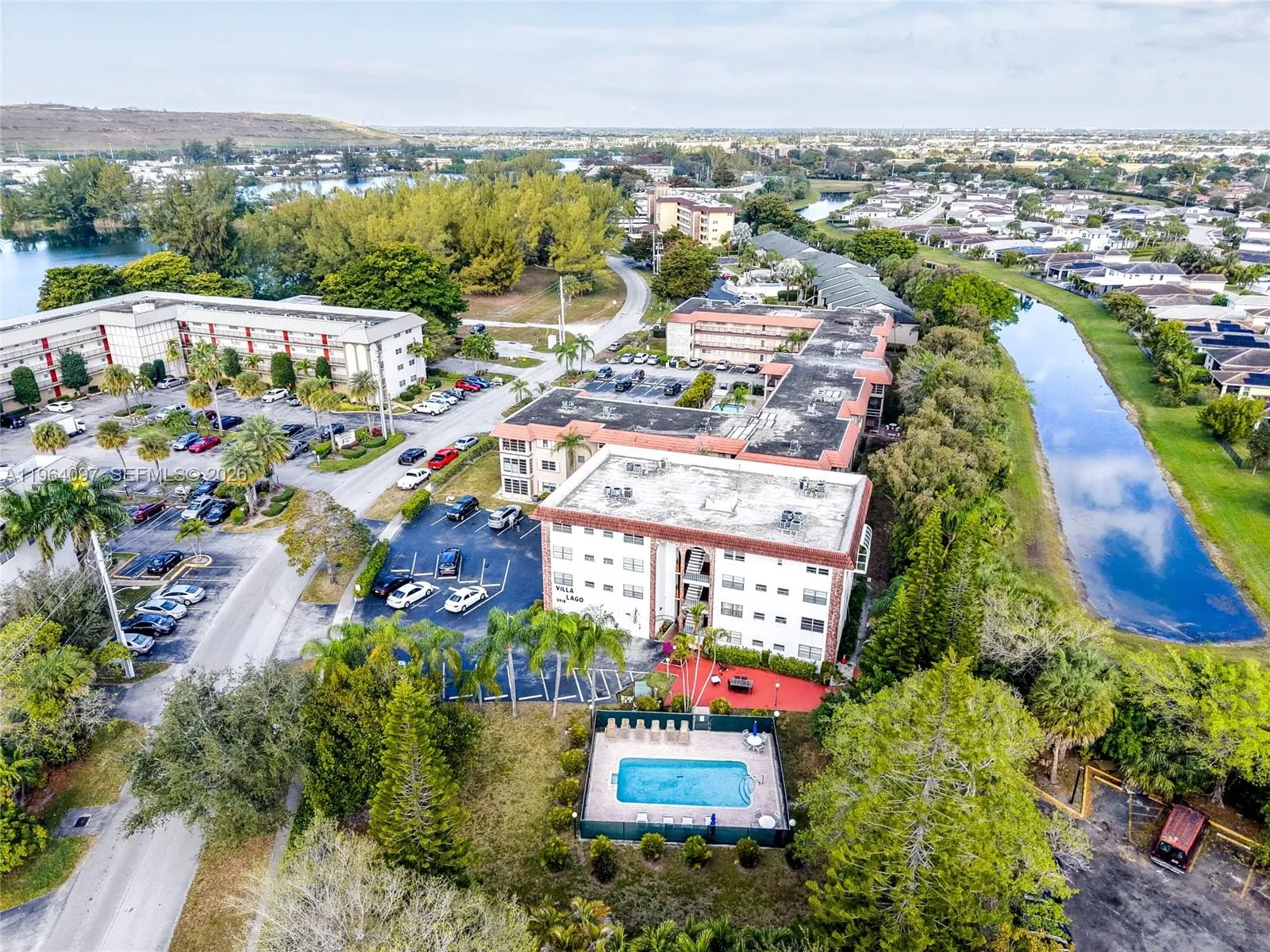 3910 Crystal Lake Dr 401, Deerfield Beach, Florida, Deerfield Beach, Florida 33064, 4 Bedrooms Bedrooms, ,2 BathroomsBathrooms,Residential,For Sale,3910 Crystal Lake Dr 401, Deerfield Beach, Florida,A11964097