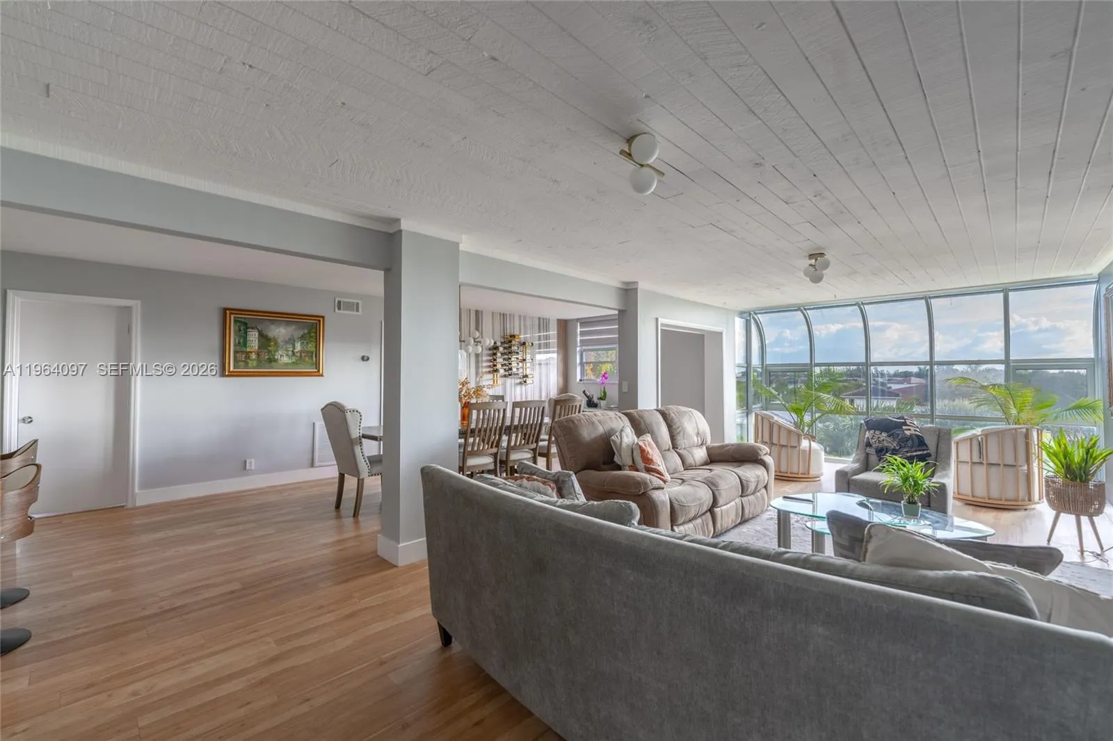 3910 Crystal Lake Dr 401, Deerfield Beach, Florida, Deerfield Beach, Florida 33064, 4 Bedrooms Bedrooms, ,2 BathroomsBathrooms,Residential,For Sale,3910 Crystal Lake Dr 401, Deerfield Beach, Florida,A11964097