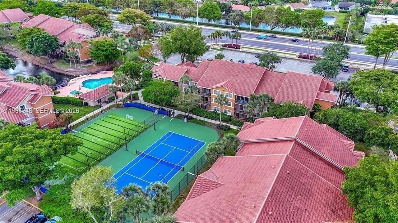 9001 Wiles Rd 103-3, Coral Springs, Florida 33067, Coral Springs, Florida 33067, 2 Bedrooms Bedrooms, ,2 BathroomsBathrooms,Residential Lease,For Rent,9001 Wiles Rd 103-3, Coral Springs, Florida 33067,A11965748