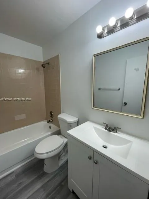 13986 Sw 280th Ter, Homestead, Florida 33033, Homestead, Florida 33033, 3 Bedrooms Bedrooms, ,2 BathroomsBathrooms,Residential,For Sale,13986 Sw 280th Ter, Homestead, Florida 33033,A11965866