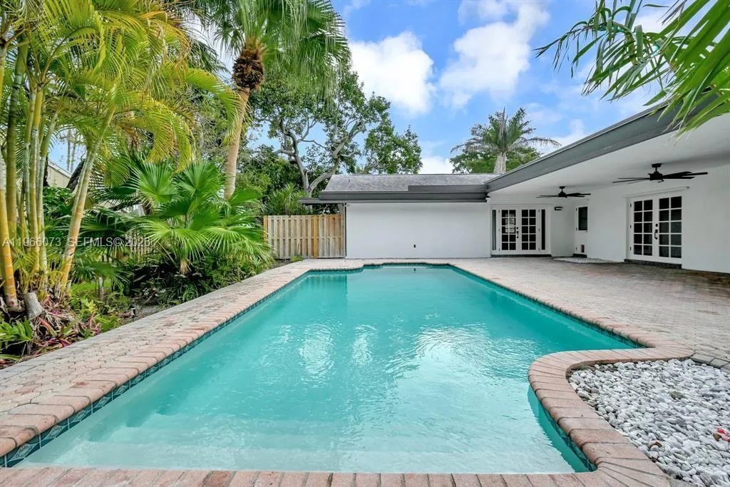 8501 Sw 178th St 1, Palmetto Bay, Florida 33157, Palmetto Bay, Florida 33157, 4 Bedrooms Bedrooms, ,3 BathroomsBathrooms,Residential Lease,For Rent,8501 Sw 178th St 1, Palmetto Bay, Florida 33157,A11966073