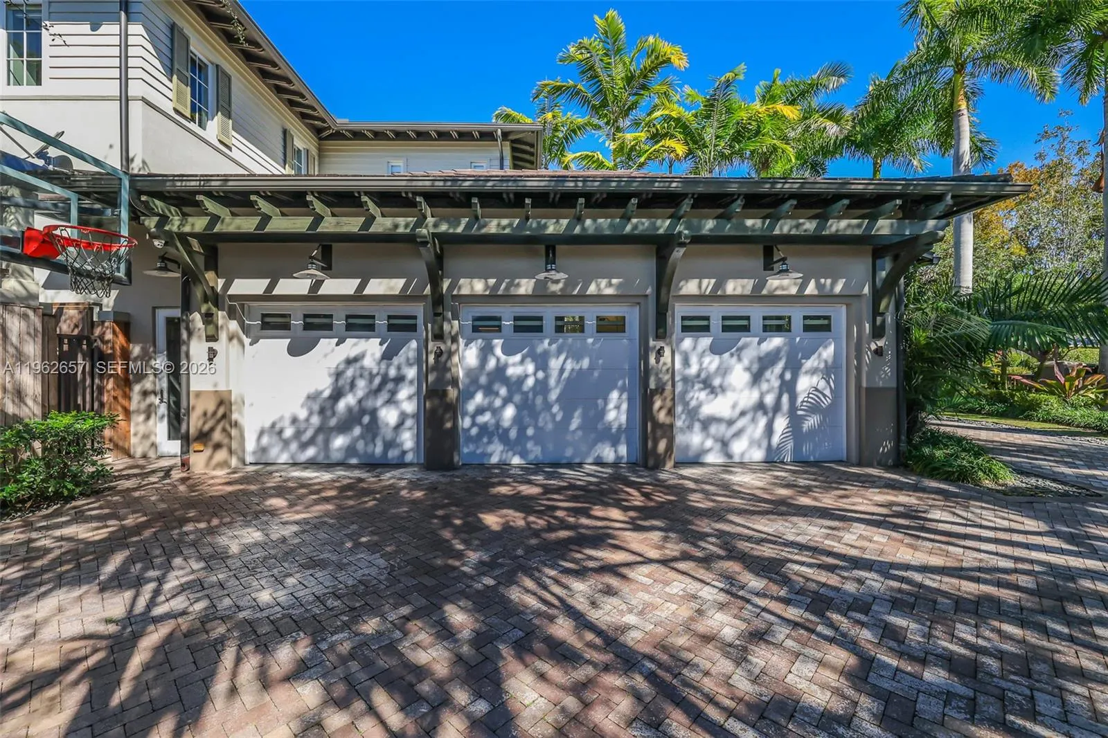 9320 Balada St, Coral Gables, Florida 33156, Coral Gables, Florida 33156, 7 Bedrooms Bedrooms, ,7 BathroomsBathrooms,Residential,For Sale,9320 Balada St, Coral Gables, Florida 33156,A11962657